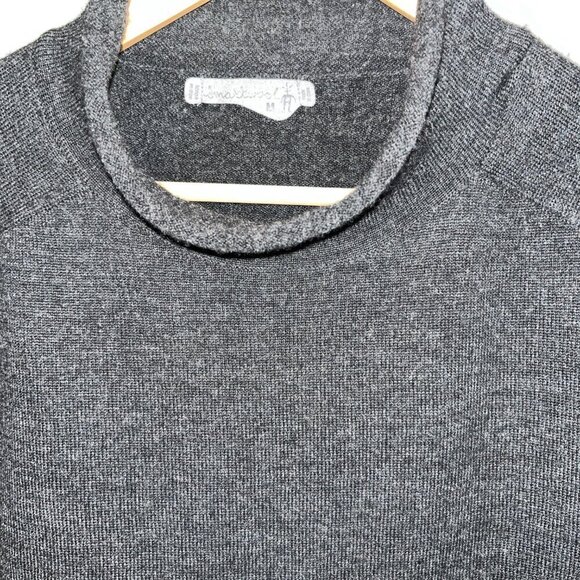 SMARTWOOL Men's Long Sleeve Funnel Neck Charcoal Gray Sweater - Minor repair -M - Picture 2 of 8